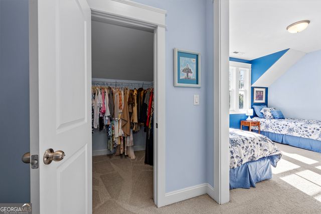 135 Woodbridge Place, Brooks, GA 30205