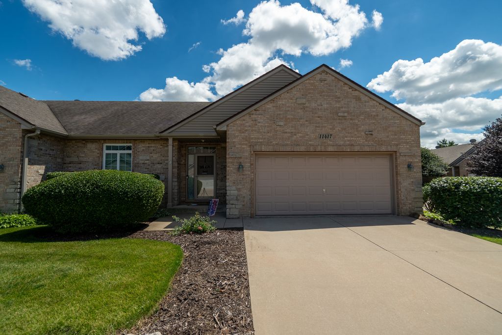 11417 Russell Drive 1, Huntley, IL 60142