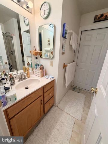 53 APPLE JACK LN, Littlestown, PA 17340
