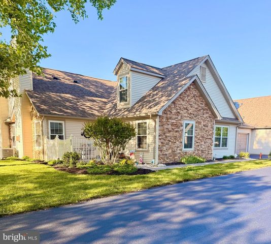53 APPLE JACK LN, Littlestown, PA 17340