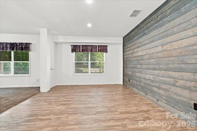 2481 Shelton Avenue, Statesville, NC 28677