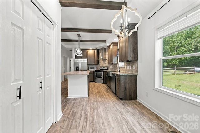 2481 Shelton Avenue, Statesville, NC 28677