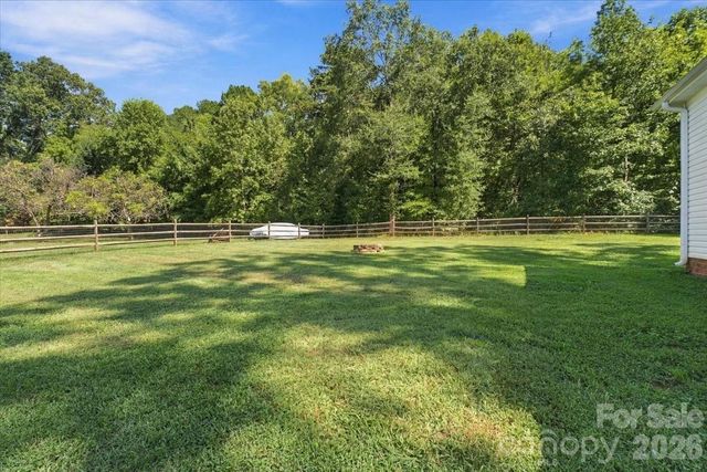 2481 Shelton Avenue, Statesville, NC 28677