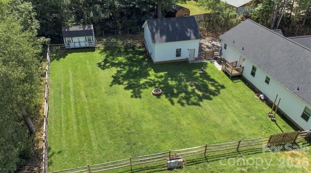 2481 Shelton Avenue, Statesville, NC 28677