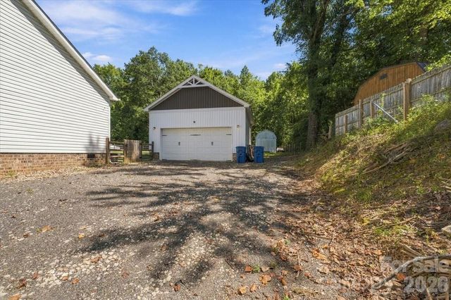 2481 Shelton Avenue, Statesville, NC 28677