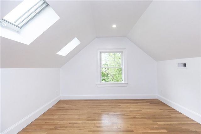 247 Hale St 2, Beverly, MA 01915