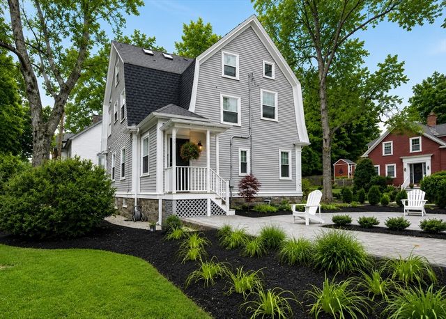 247 Hale St 2, Beverly, MA 01915