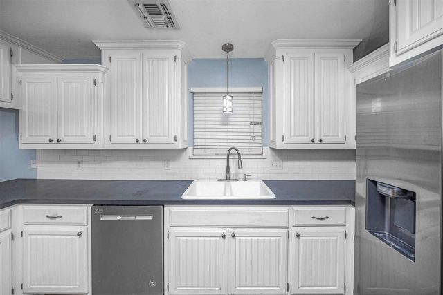 3519 NE 35th St, Lawton, OK 73507