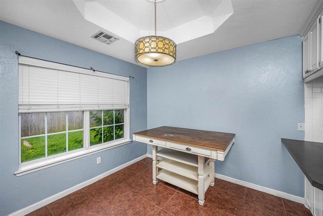 3519 NE 35th St, Lawton, OK 73507