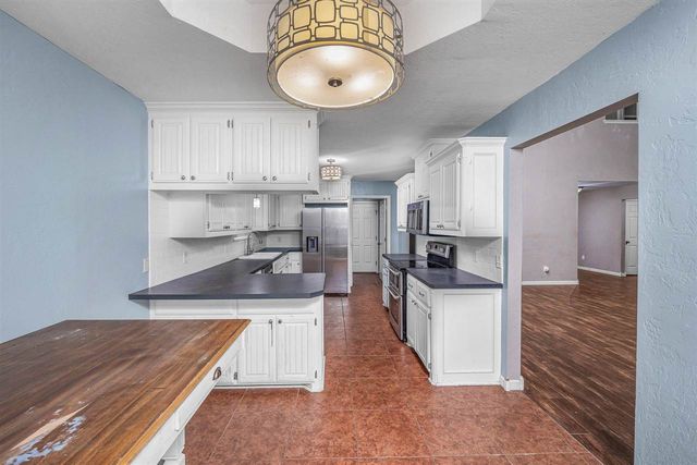 3519 NE 35th St, Lawton, OK 73507