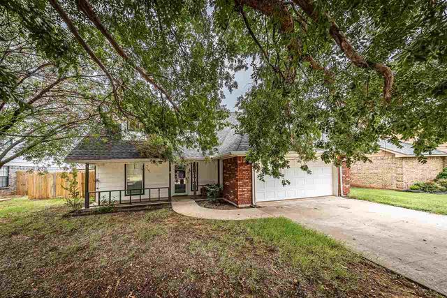 3519 NE 35th St, Lawton, OK 73507