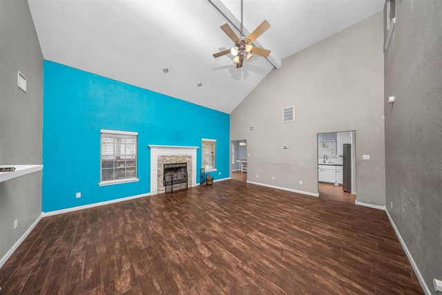 3519 NE 35th St, Lawton, OK 73507