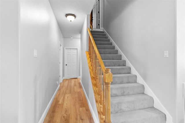 162 Acorn Hill Drive, Huntsville, TX 77320