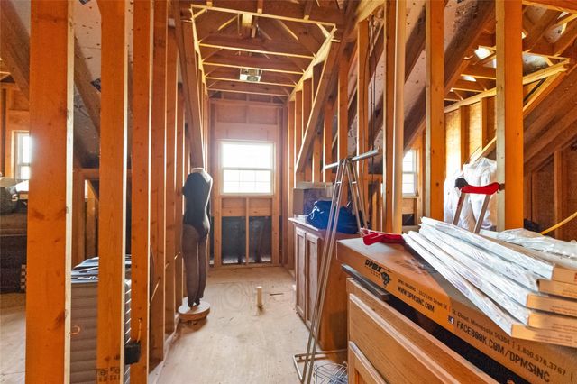 162 Acorn Hill Drive, Huntsville, TX 77320