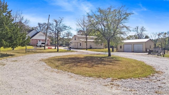 162 Acorn Hill Drive, Huntsville, TX 77320