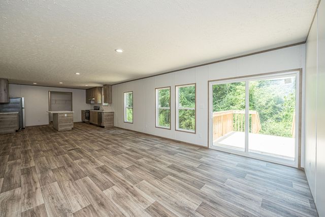 308 Bedford Road, Cross, SC 29436