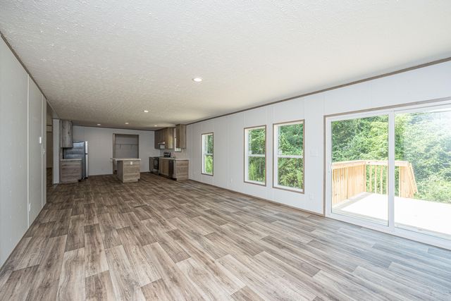 308 Bedford Road, Cross, SC 29436