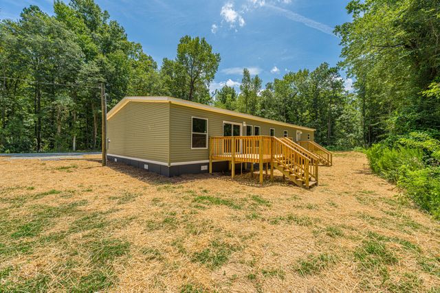 308 Bedford Road, Cross, SC 29436
