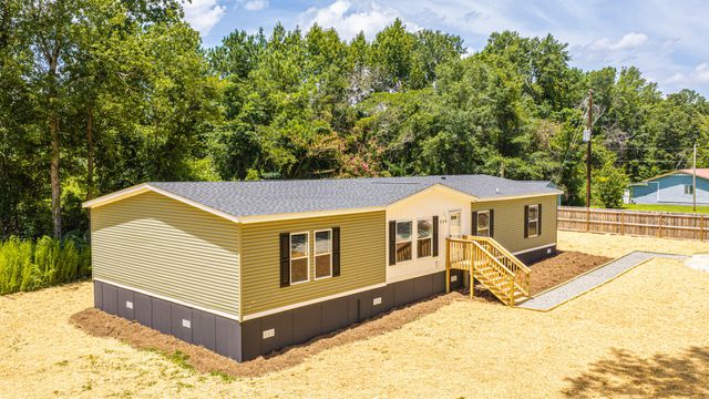 308 Bedford Road, Cross, SC 29436