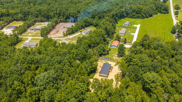 308 Bedford Road, Cross, SC 29436