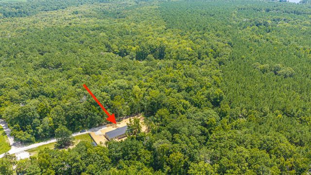 308 Bedford Road, Cross, SC 29436