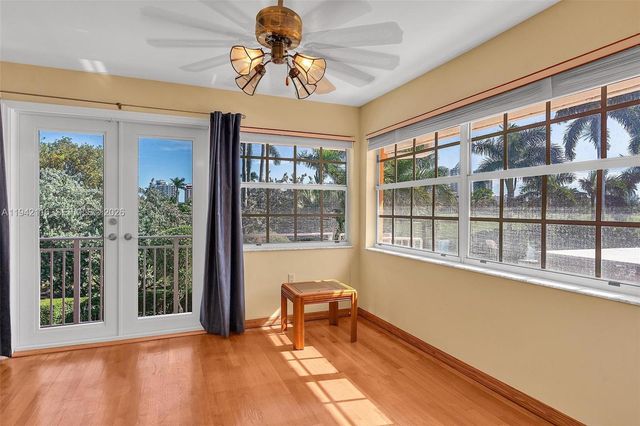 5309 Alton Rd, Miami Beach, FL 33140