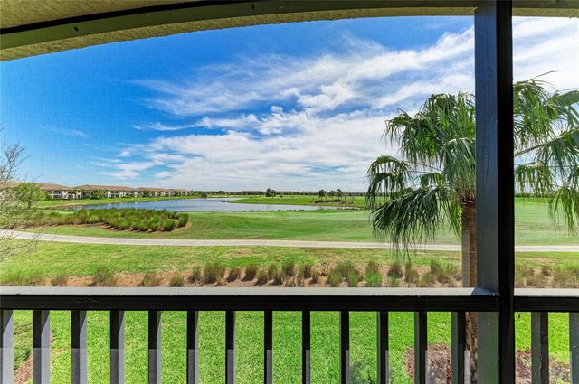 5558 PALMER CIRCLE 205, Bradenton, FL 34211