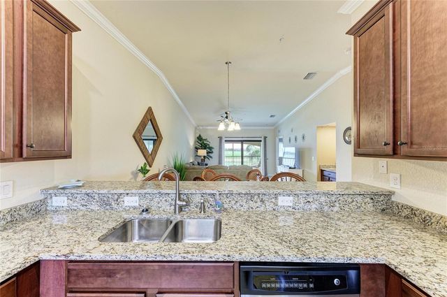 5558 PALMER CIRCLE 205, Bradenton, FL 34211