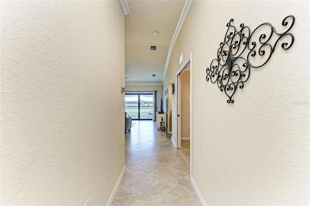 5558 PALMER CIRCLE 205, Bradenton, FL 34211