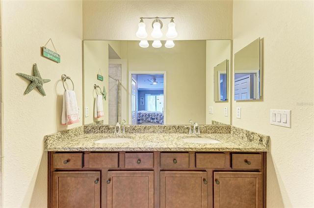 5558 PALMER CIRCLE 205, Bradenton, FL 34211