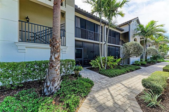 5558 PALMER CIRCLE 205, Bradenton, FL 34211