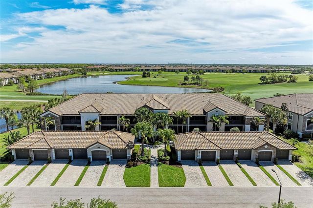 5558 PALMER CIRCLE 205, Bradenton, FL 34211