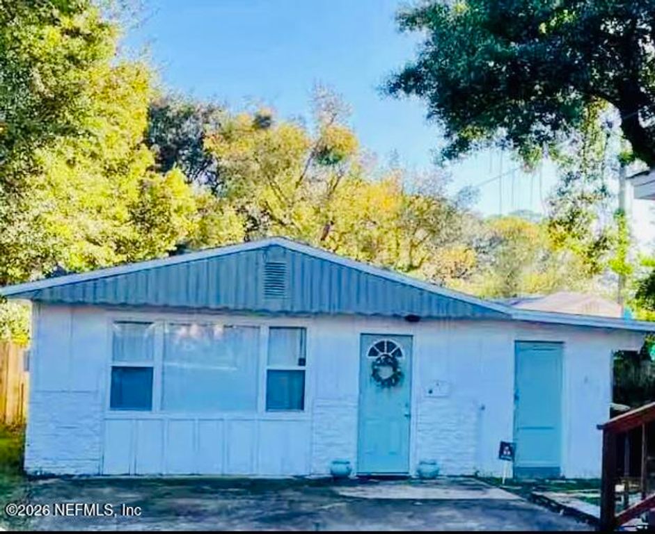 4808 LAWNVIEW Street B, Jacksonville, FL 32205