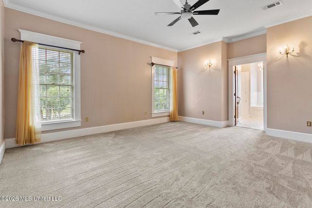 8 12 Oaks Place, Madison, MS 39110