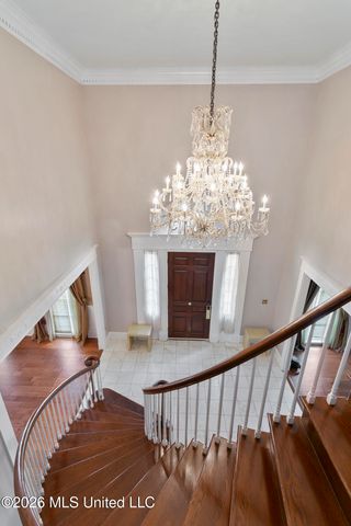 8 12 Oaks Place, Madison, MS 39110
