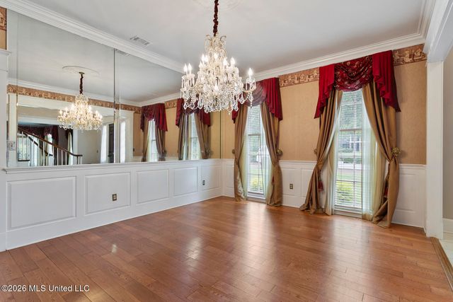 8 12 Oaks Place, Madison, MS 39110
