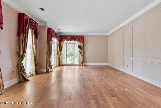 8 12 Oaks Place, Madison, MS 39110