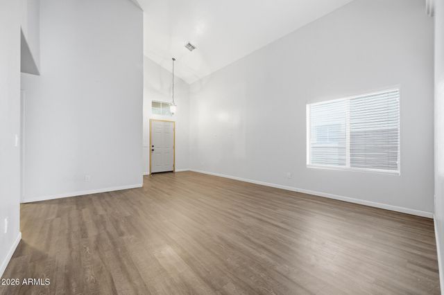 12374 W TURNEY Avenue, Avondale, AZ 85392