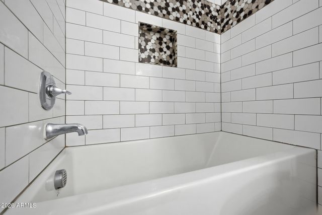 12374 W TURNEY Avenue, Avondale, AZ 85392