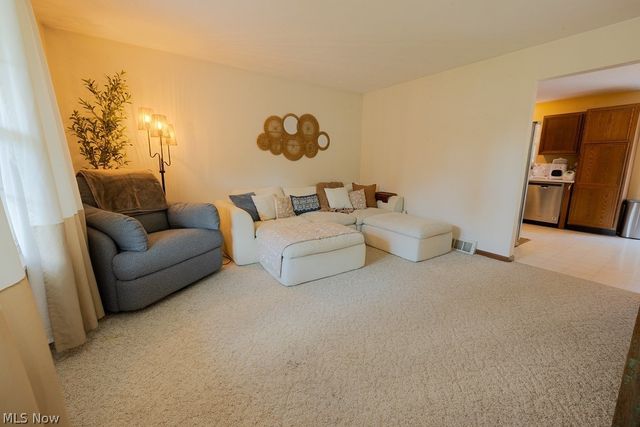 38615 Bell Road, Willoughby, OH 44094