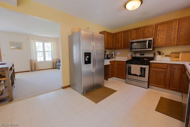 38615 Bell Road, Willoughby, OH 44094