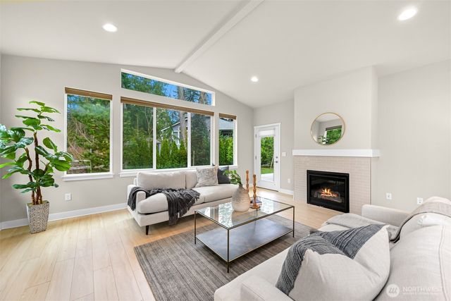 8968 Garibaldi Court, Blaine, WA 98230