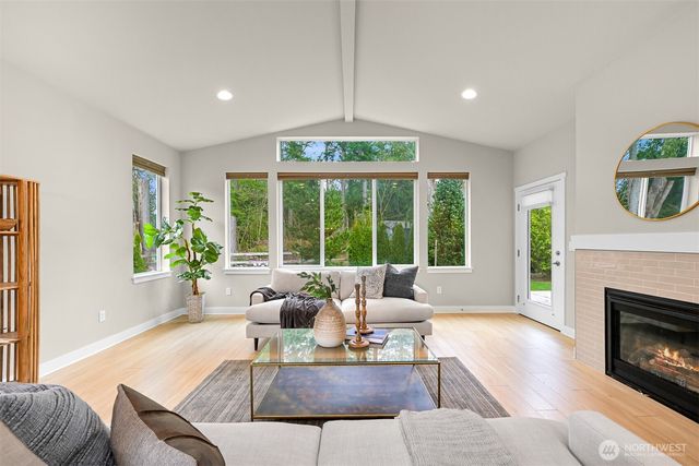 8968 Garibaldi Court, Blaine, WA 98230