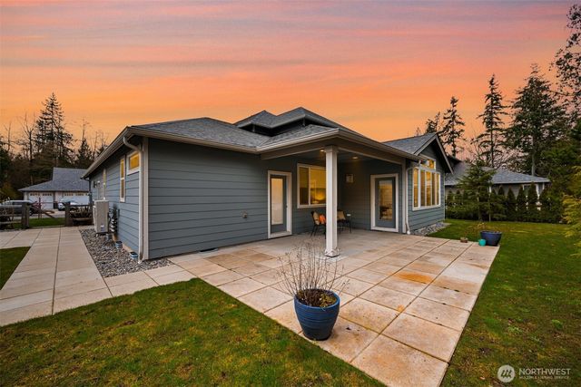 8968 Garibaldi Court, Blaine, WA 98230