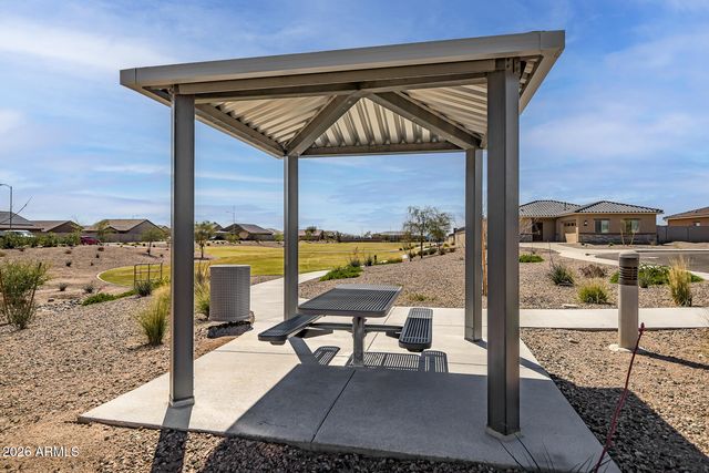 642 W Red Hawk Court, Casa Grande, AZ 85122