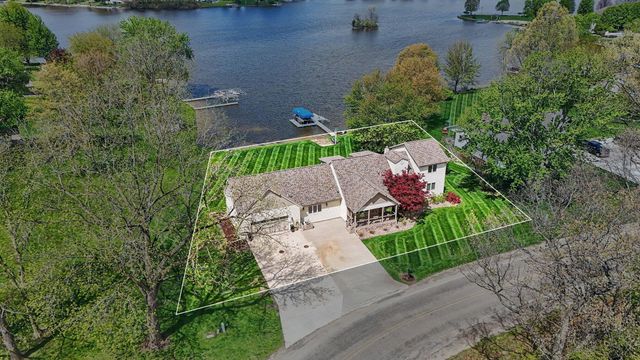 24219 Findley Road, Sturgis, MI 49091