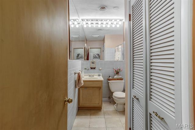 5 Bon Aire Drive, Olivette, MO 63132