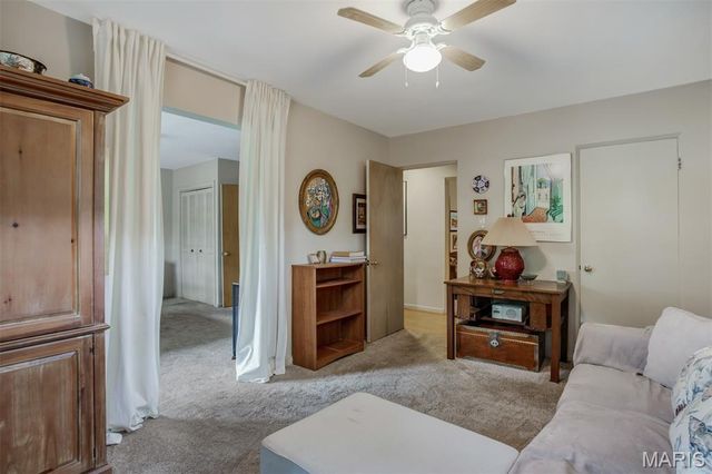 5 Bon Aire Drive, Olivette, MO 63132