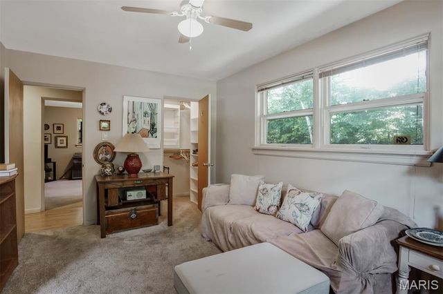 5 Bon Aire Drive, Olivette, MO 63132