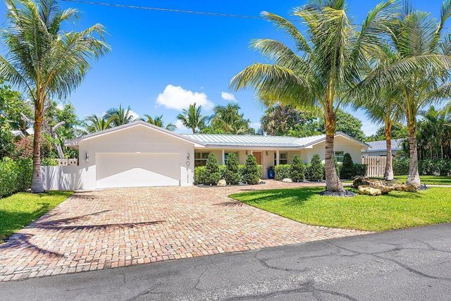 911 SW 27th Terrace, Boynton Beach, FL 33435